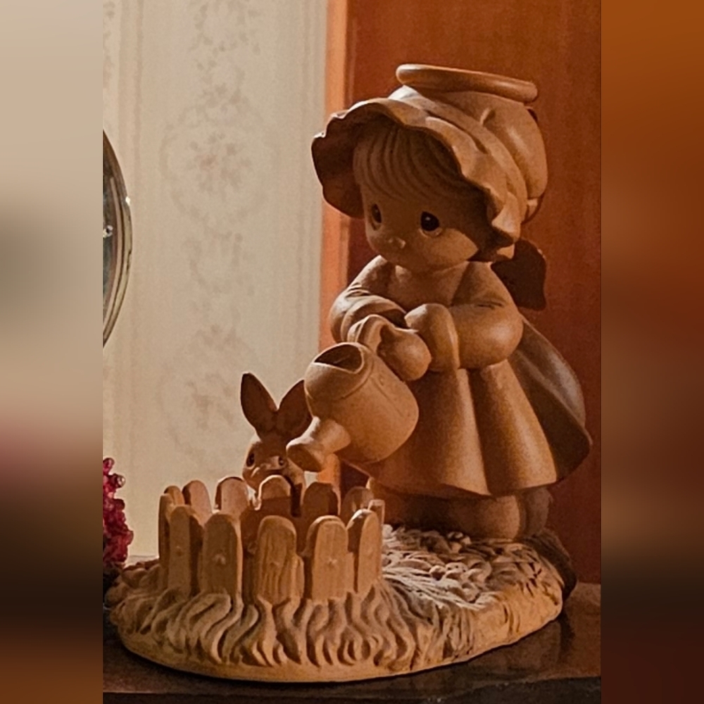 Precious moments tea light holder